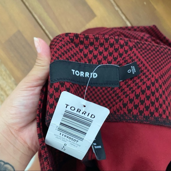 TORRID Women’s 0X Red Pull-up Legging Pant - Picture 9 of 9